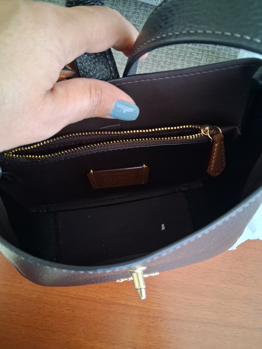 COACH Black Pebbled Hadley Mini  Leathe crossbody  Bag - Picture 5 of 9